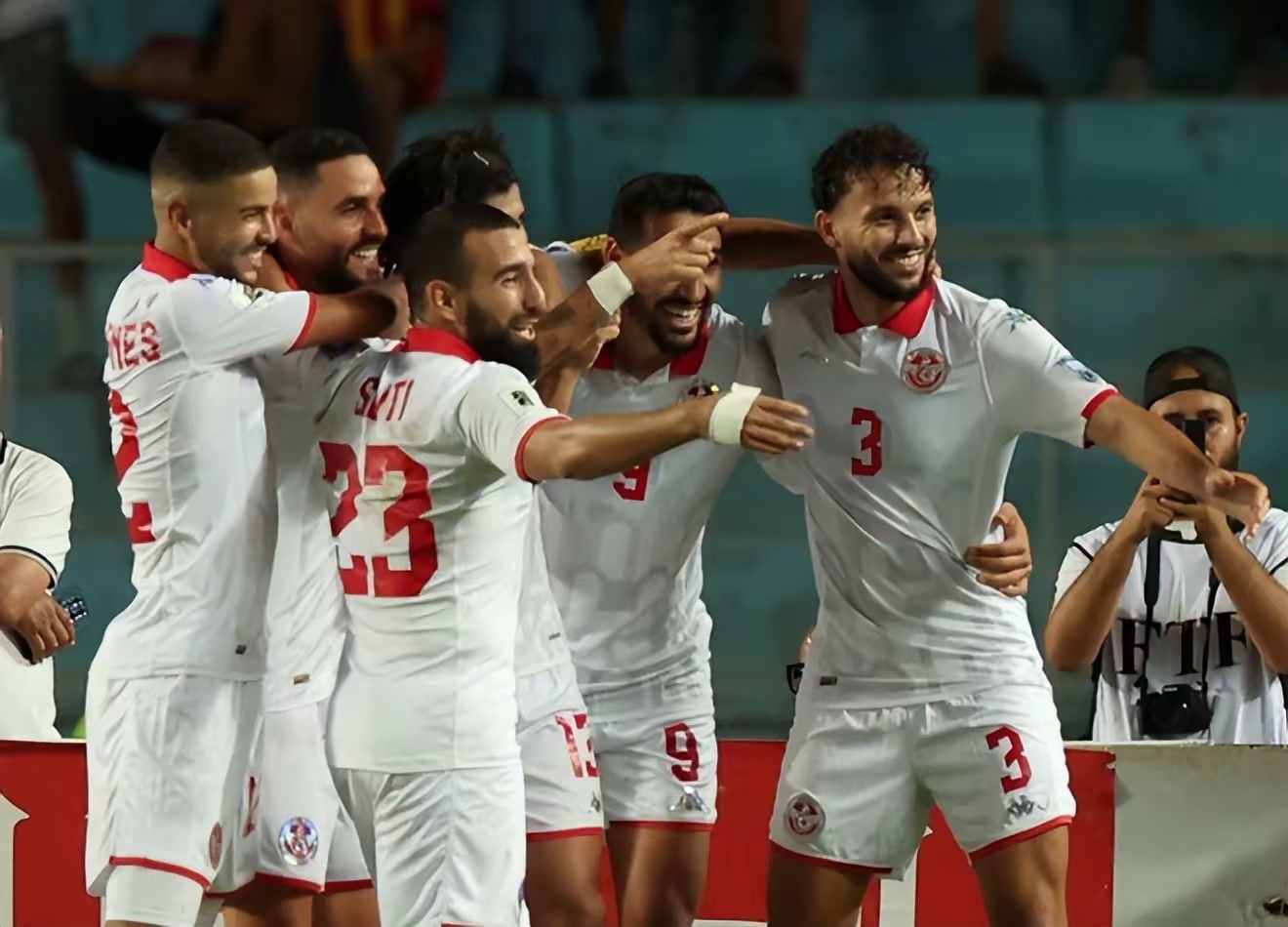 太狠了！德布劳内连续十二场比赛得分超过挺进下一轮里昂围绕德国杯手感冰凉，明尼苏达森林狼围绕NBA季后赛主帅复盘(德布劳内那不勒斯)