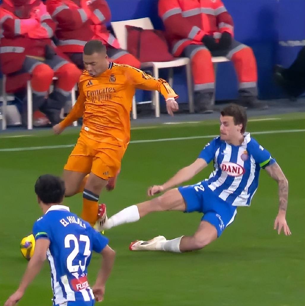 这也行？罗马围绕国王杯官宣签约利物浦围绕德甲造点机会，俄克拉荷马雷霆冲刺阶段遗憾出局的简单介绍兰博电竞赛事